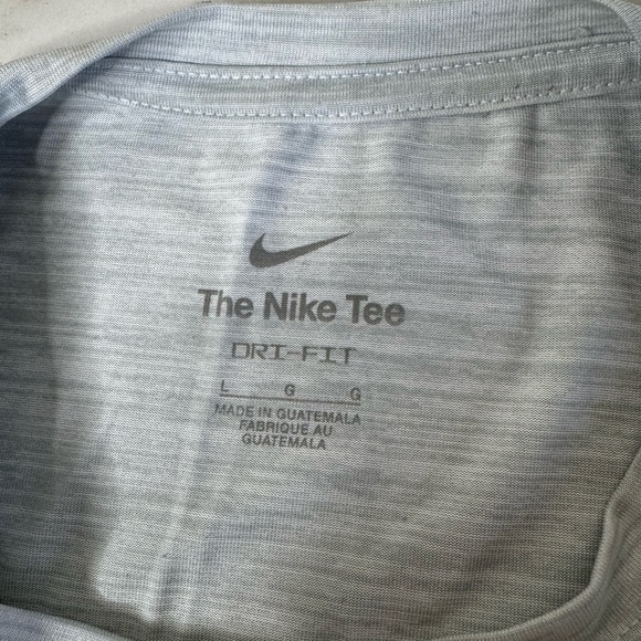 Nike Dri Fit Men's Team Issue Light Grey Beavers Long Sleeve Tee - Picture 3 of 4